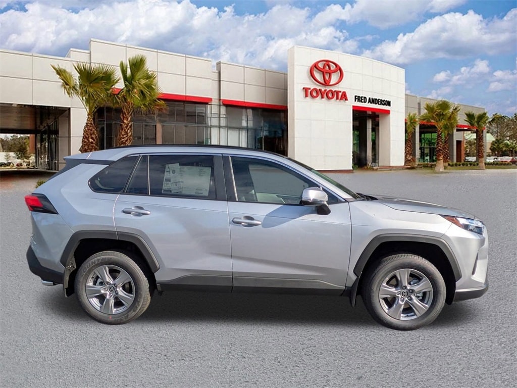 New 2025 Toyota RAV4 XLE SUV