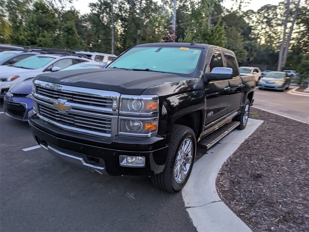 2014 Chevrolet Silverado 1500 High Country photo 3