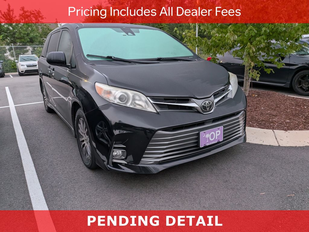 2020 Toyota Sienna Minivan/Van 