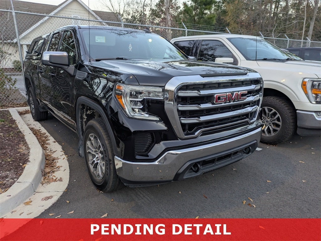 2021 GMC Sierra 1500 SLE's photo