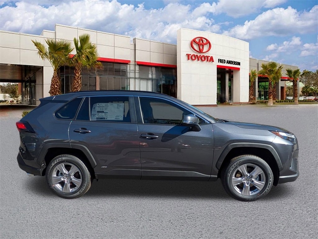 New 2025 Toyota RAV4 Hybrid LE SUV