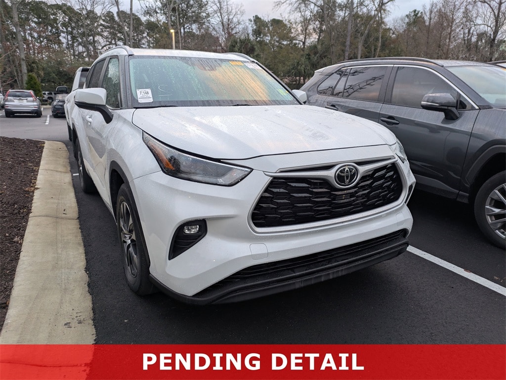 2023 Toyota Highlander SUV 