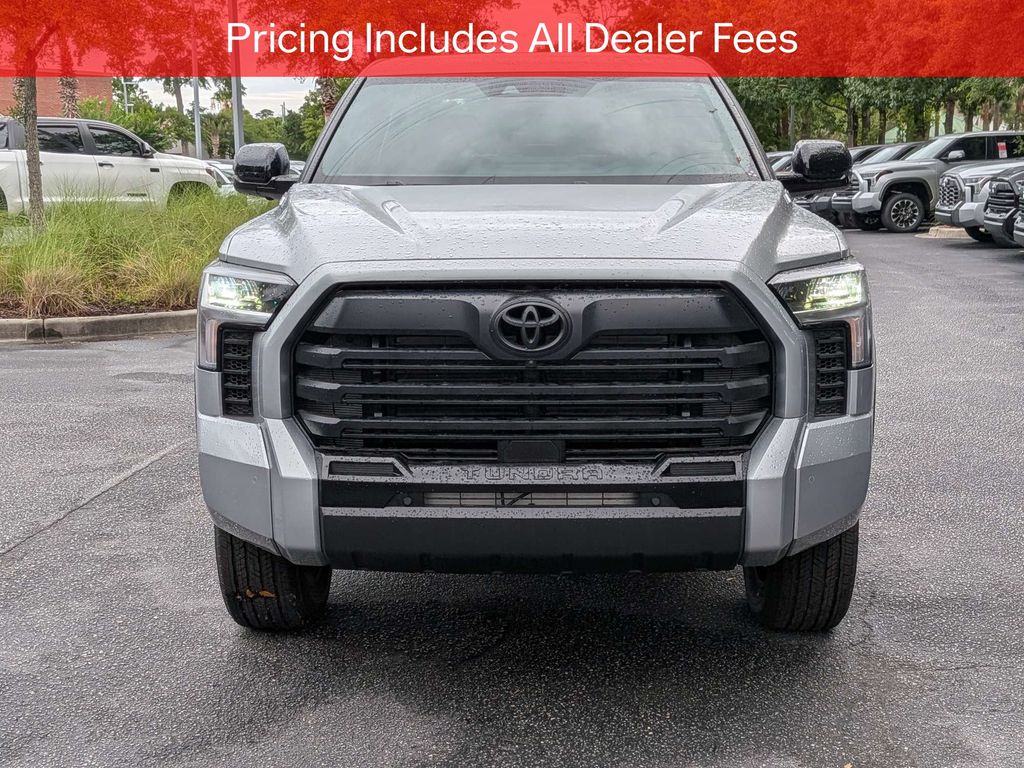 2026 Toyota Tundra Limited - Photo 9