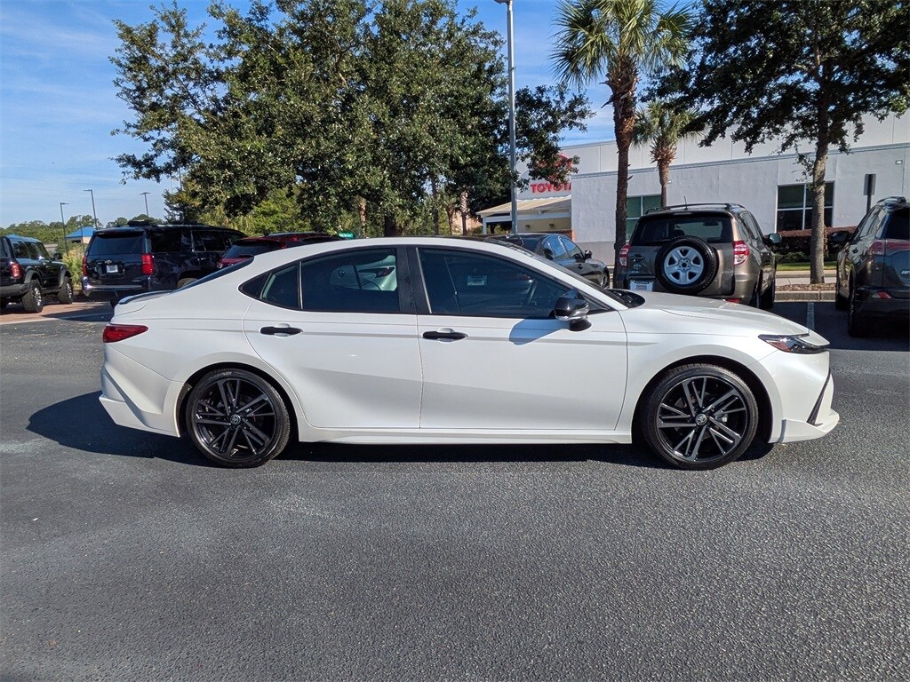 2025 Toyota Camry XSE photo 3