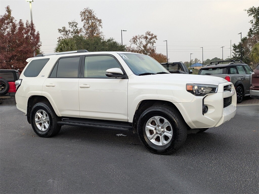 2021 Toyota 4Runner SR5 Premium photo 2