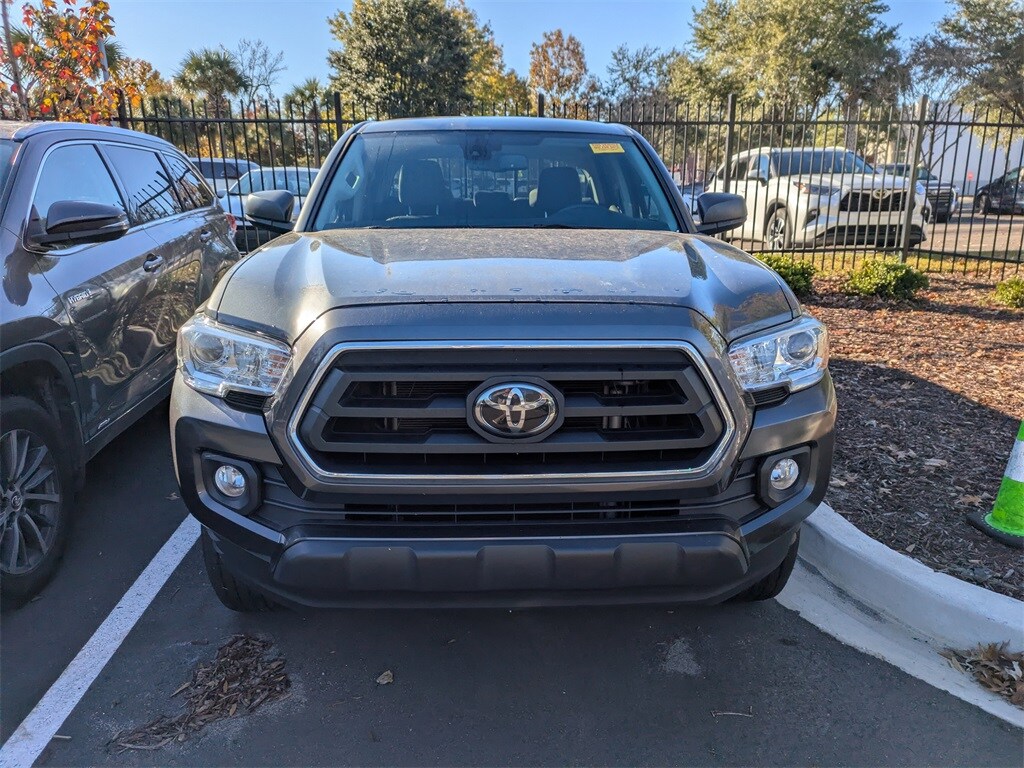2023 Toyota Tacoma SR5 V6 photo 2