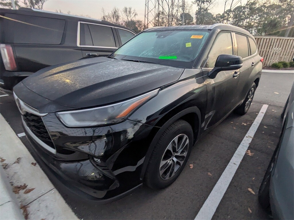 Certified 2023 Toyota Highlander XLE SUV
