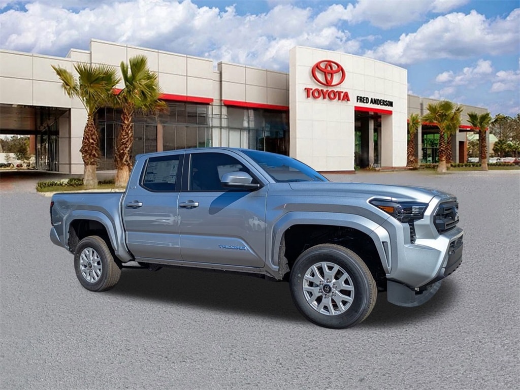 2025 Toyota Tacoma SR5's photo