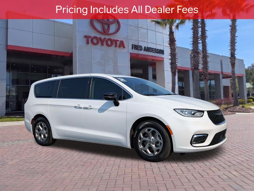 2024 Chrysler Pacifica