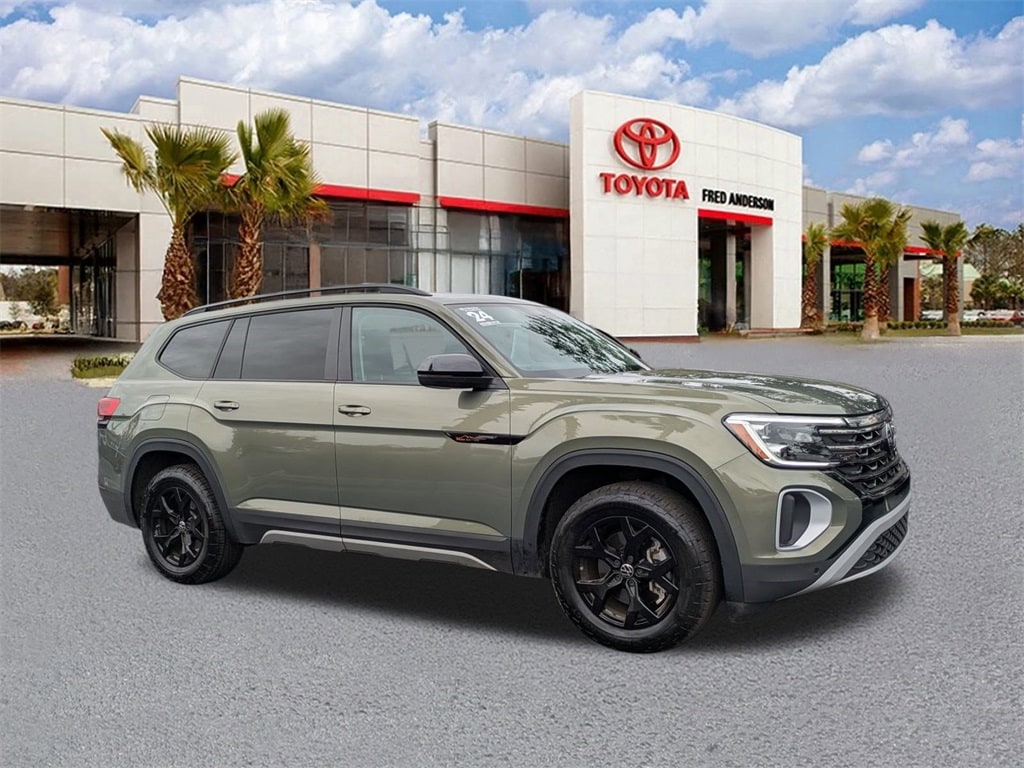 2024 Volkswagen Atlas Atlas Peak Edition's photo
