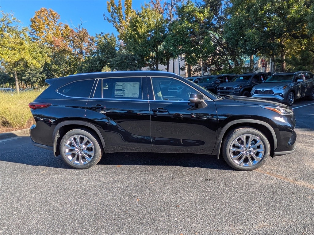 New 2026 Toyota Highlander Limited SUV