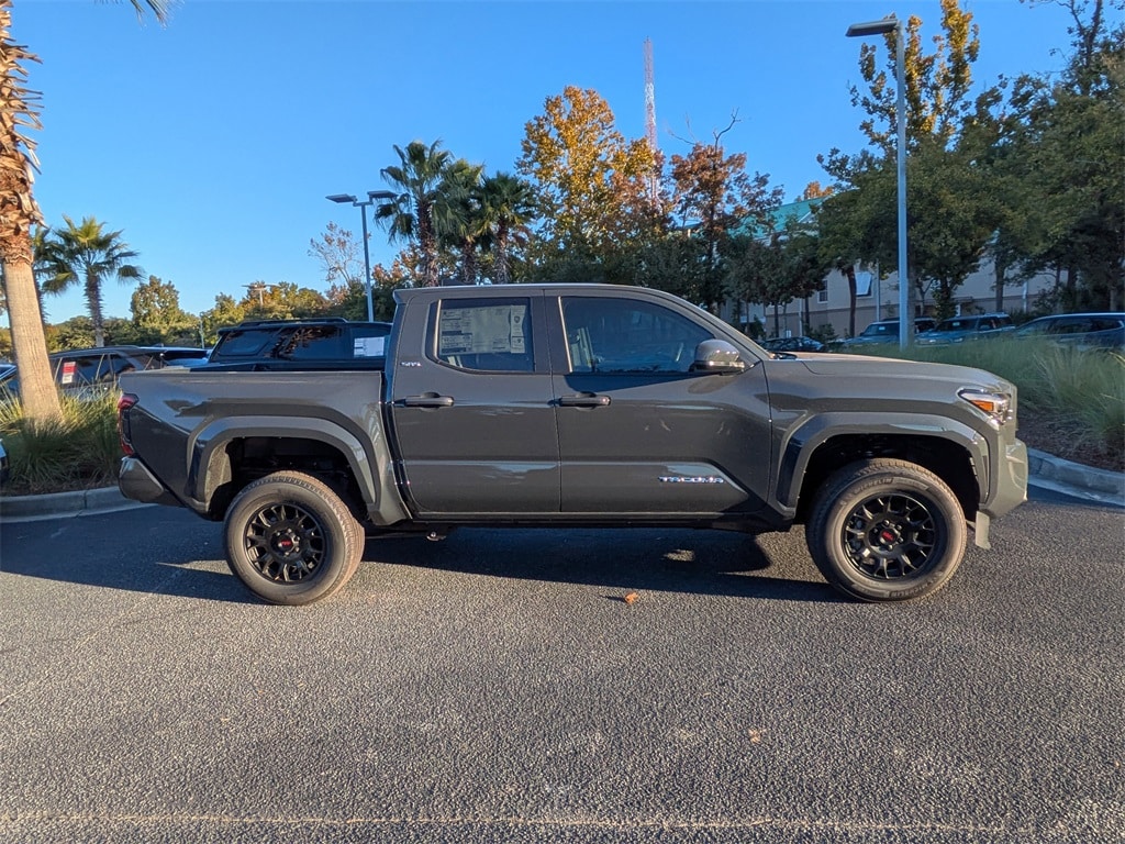 New 2025 Toyota Tacoma SR5 Truck Double Cab