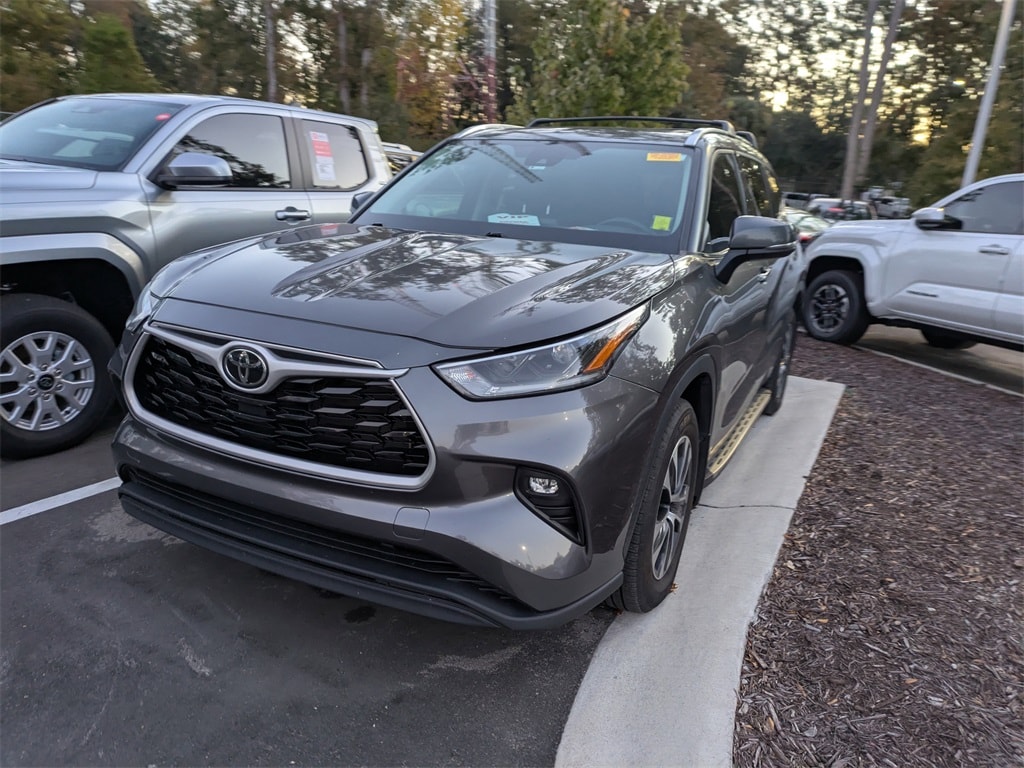 Certified 2021 Toyota Highlander XLE SUV
