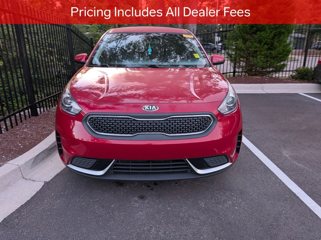 Used 2019 Kia Niro FE with VIN KNDCB3LC9K5312306 for sale in Charleston, SC