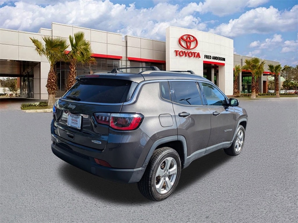 Used 2018 Jeep Compass Latitude SUV