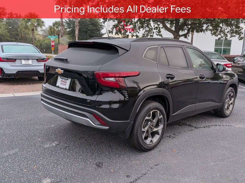 Used 2024 Chevrolet Trax LT SUV