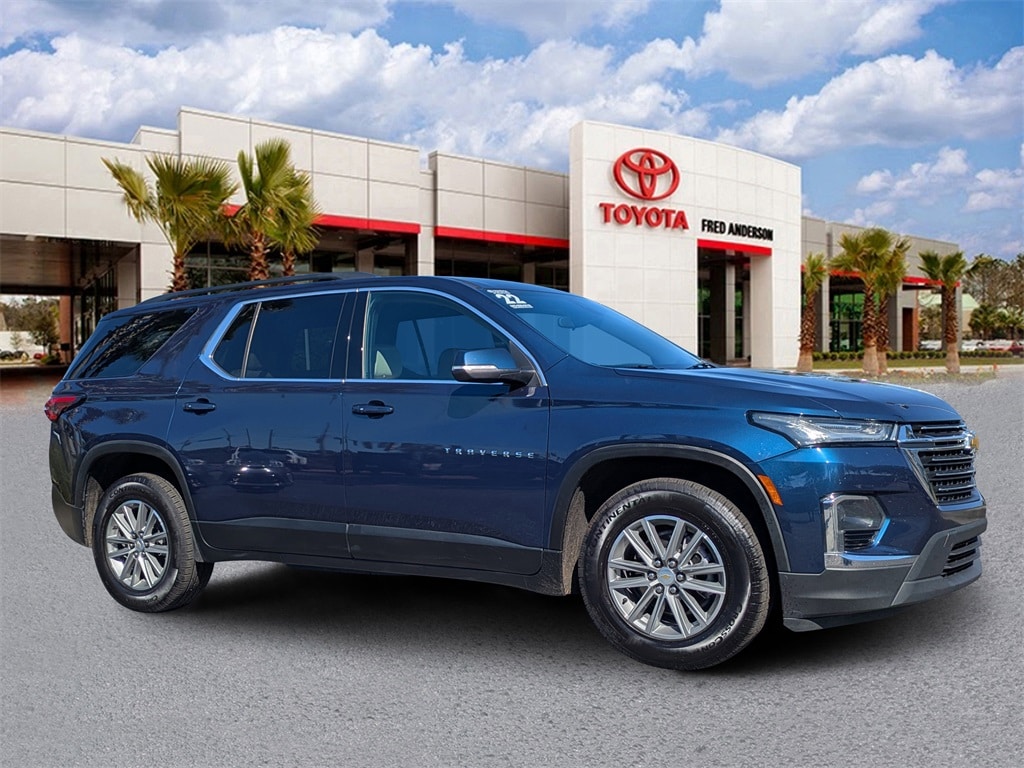 Used 2022 Chevrolet Traverse LT Leather SUV