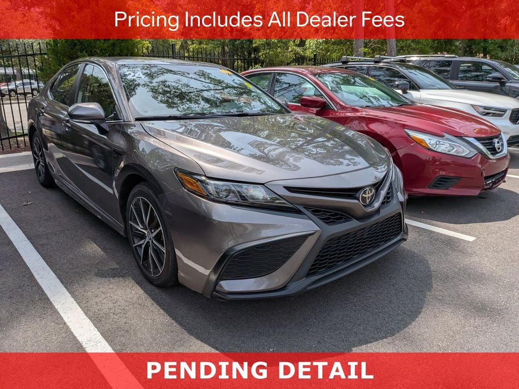 Used 2024 Toyota Camry SE Sedan