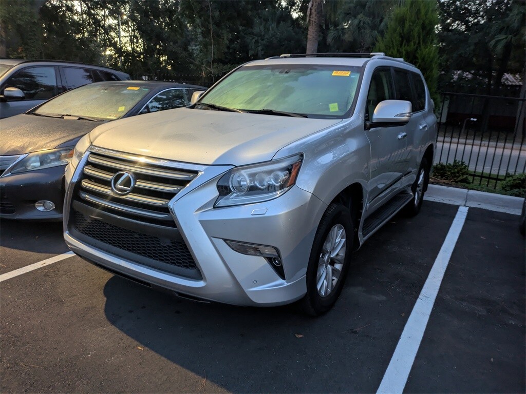 2018 Lexus GX 460 photo 3