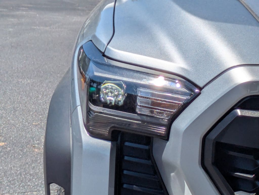 2025 Toyota Tacoma TRD Off Road - Photo 11