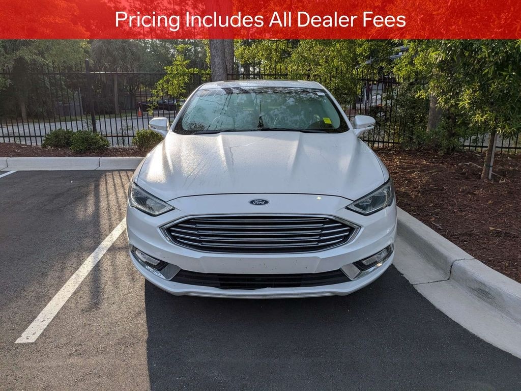 Used 2017 Ford Fusion SE Sedan