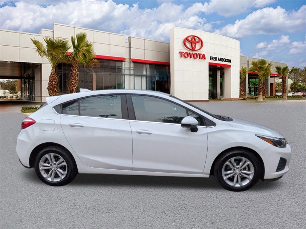 Used 2019 Chevrolet Cruze LT Hatchback