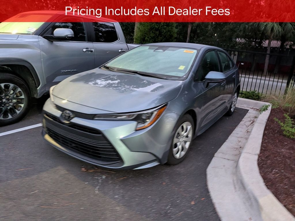 Used 2025 Toyota Corolla LE Sedan