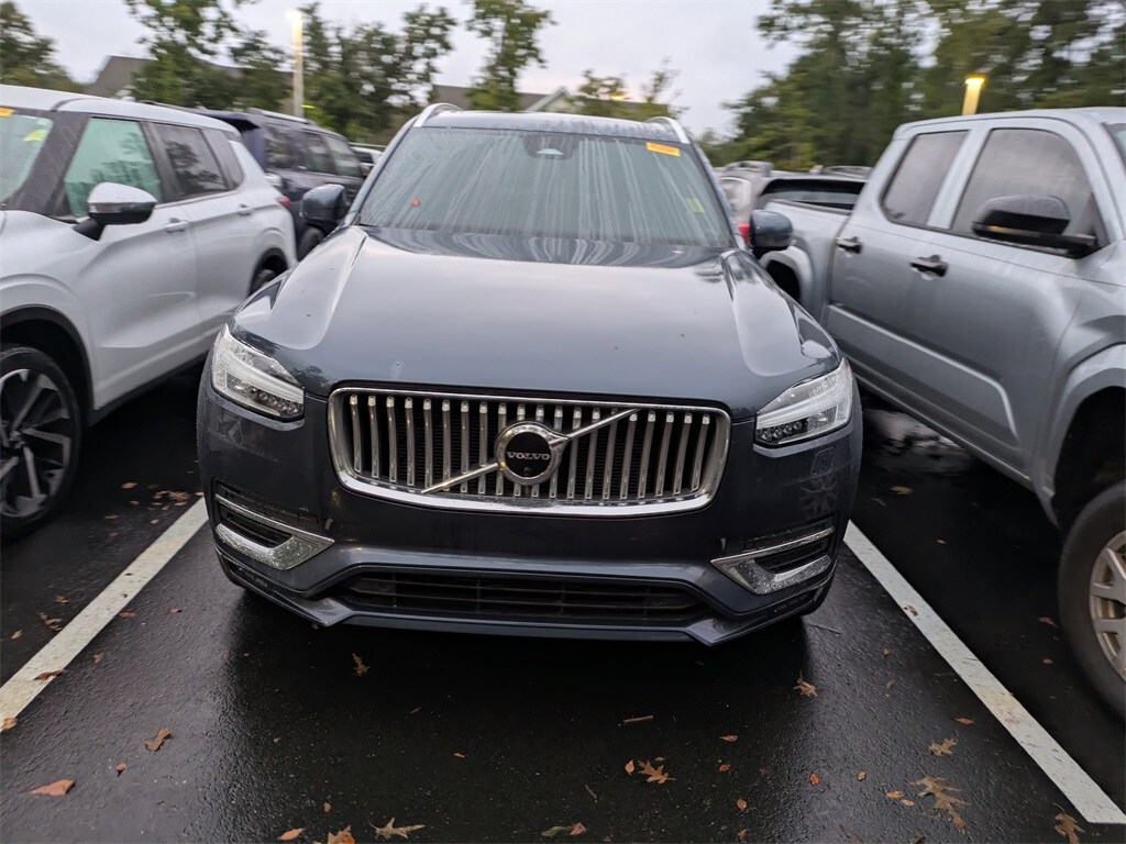 2023 Volvo XC90 Ultimate photo 2