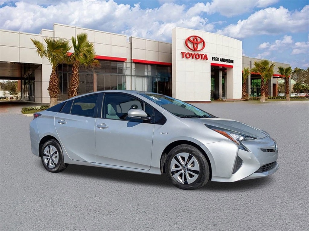 2018 Toyota Prius Hatchback 