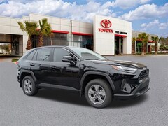 2025 Toyota RAV4 XLE SUV