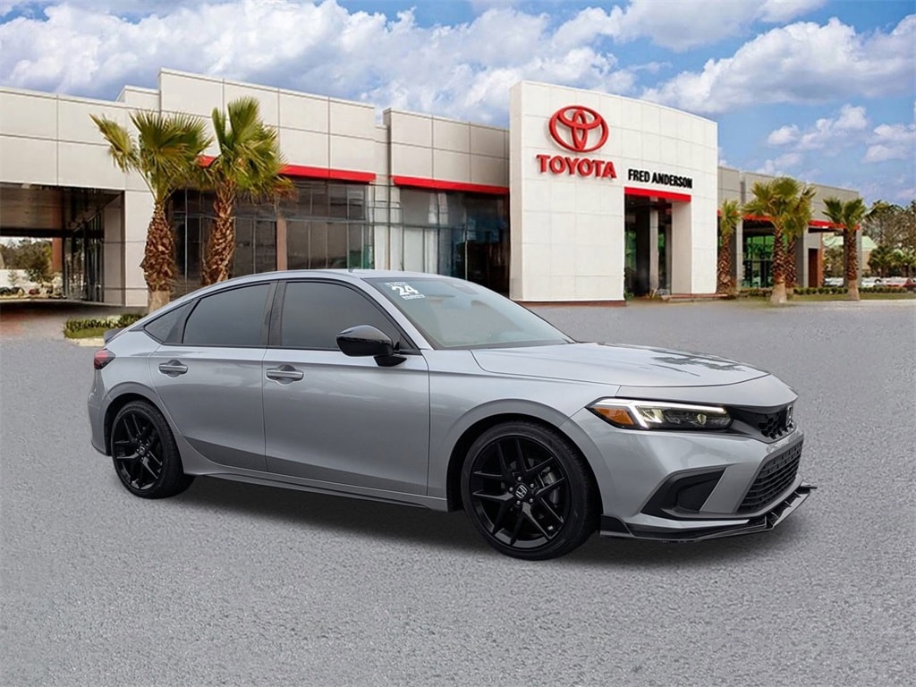 2024 Honda Civic Hatchback Sport's photo