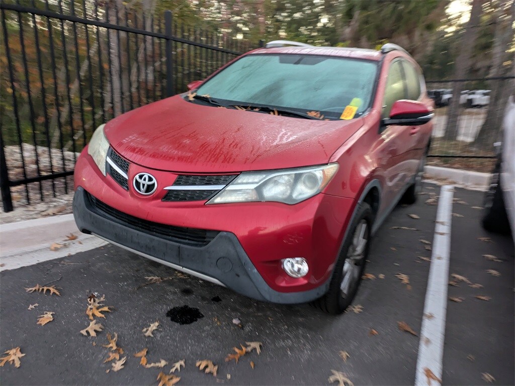 2015 Toyota RAV4 Limited photo 3