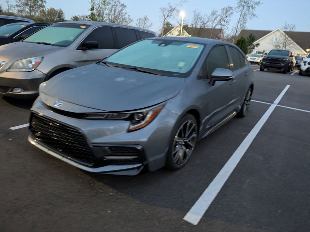 Used 2021 Toyota Corolla SE Sedan