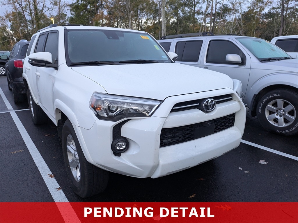 2023 Toyota 4Runner SR5 Premium's photo