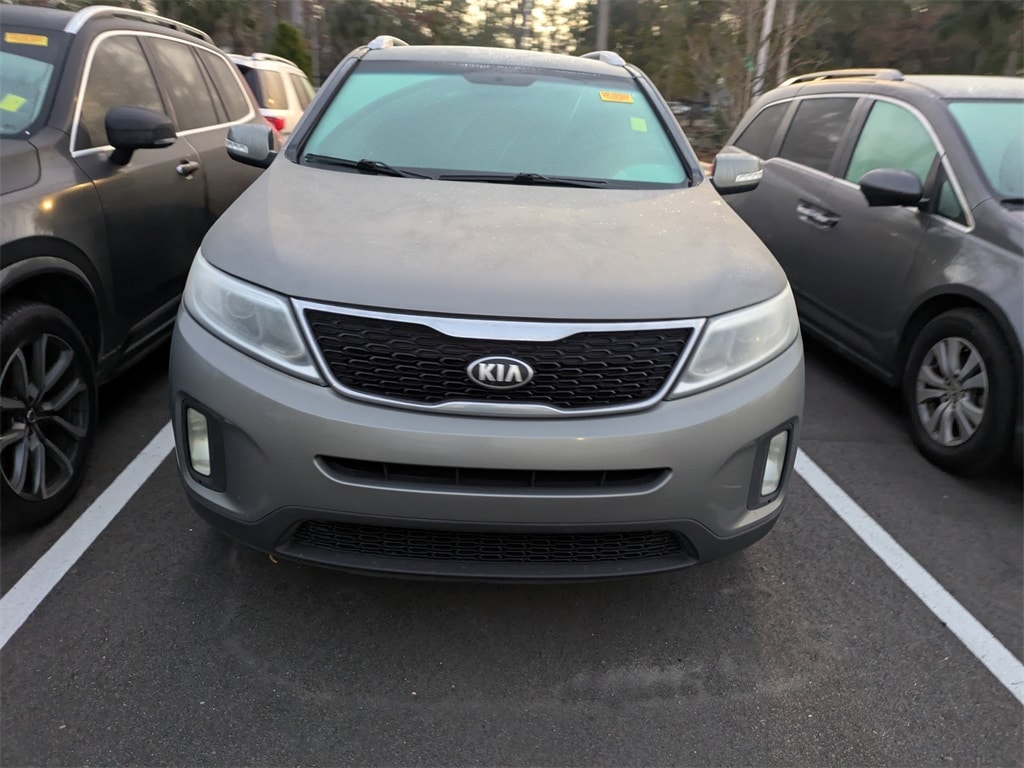 Used 2014 Kia Sorento LX with VIN 5XYKT3A65EG490165 for sale in Charleston, SC