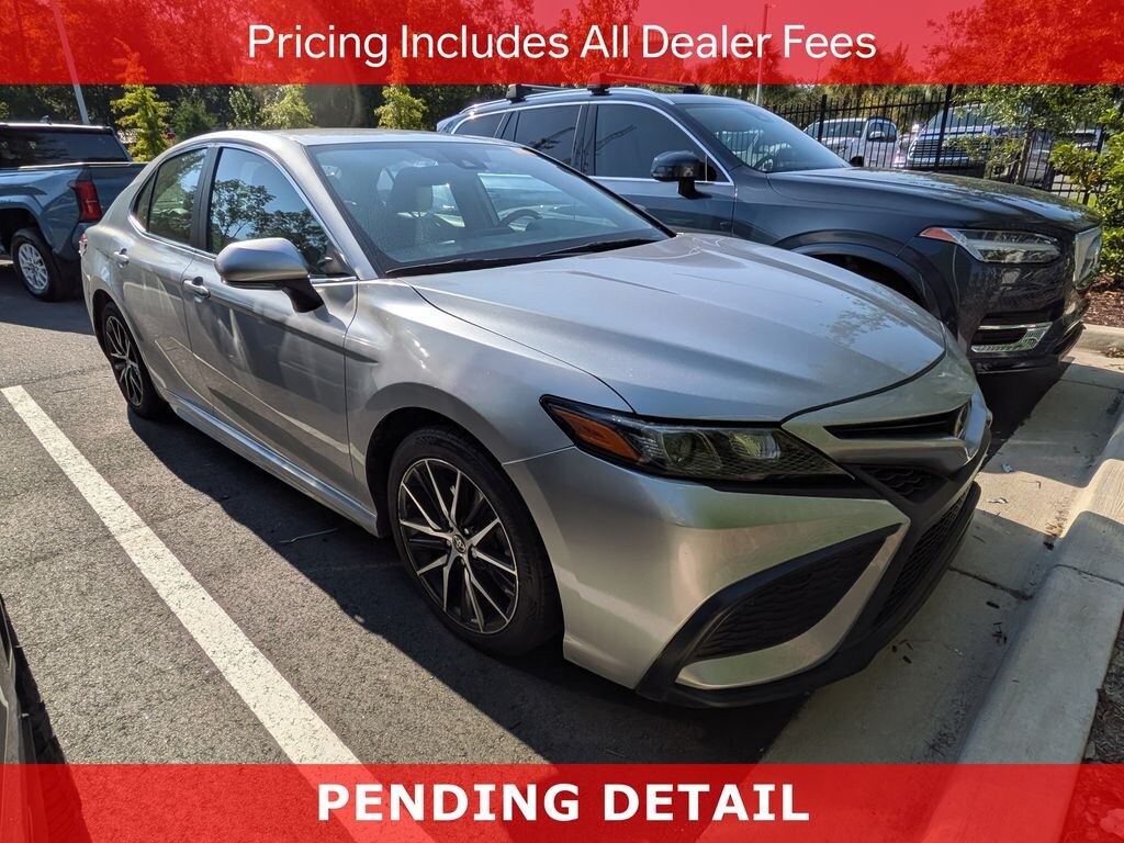 Used 2024 Toyota Camry SE Sedan