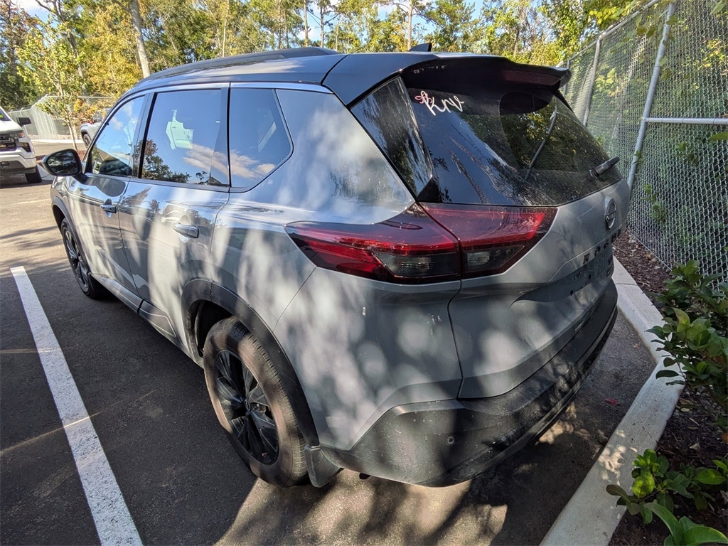 Used 2023 Nissan Rogue SV SUV