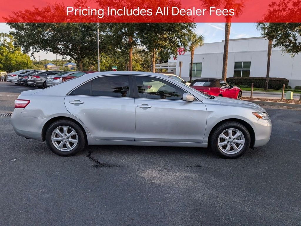 Used 2007 Toyota Camry LE Sedan