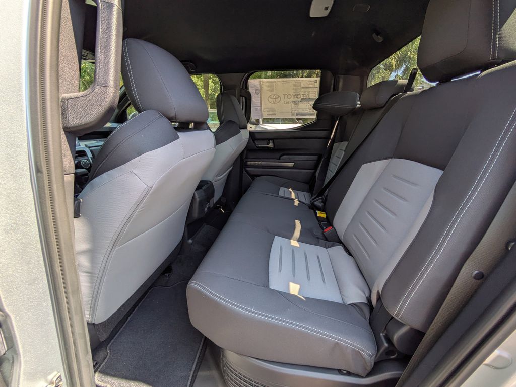 2025 Toyota Tacoma TRD Off Road - Photo 15