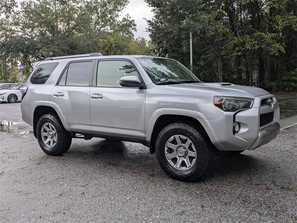 2016 Toyota 4Runner Trail photo 2