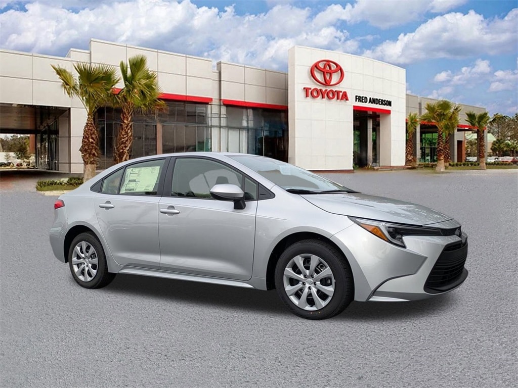 2026 Toyota Corolla LE's photo