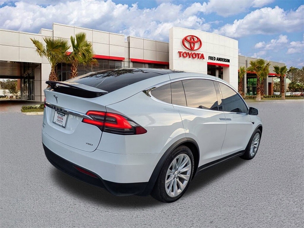 Used 2018 Tesla Model X 75D SUV