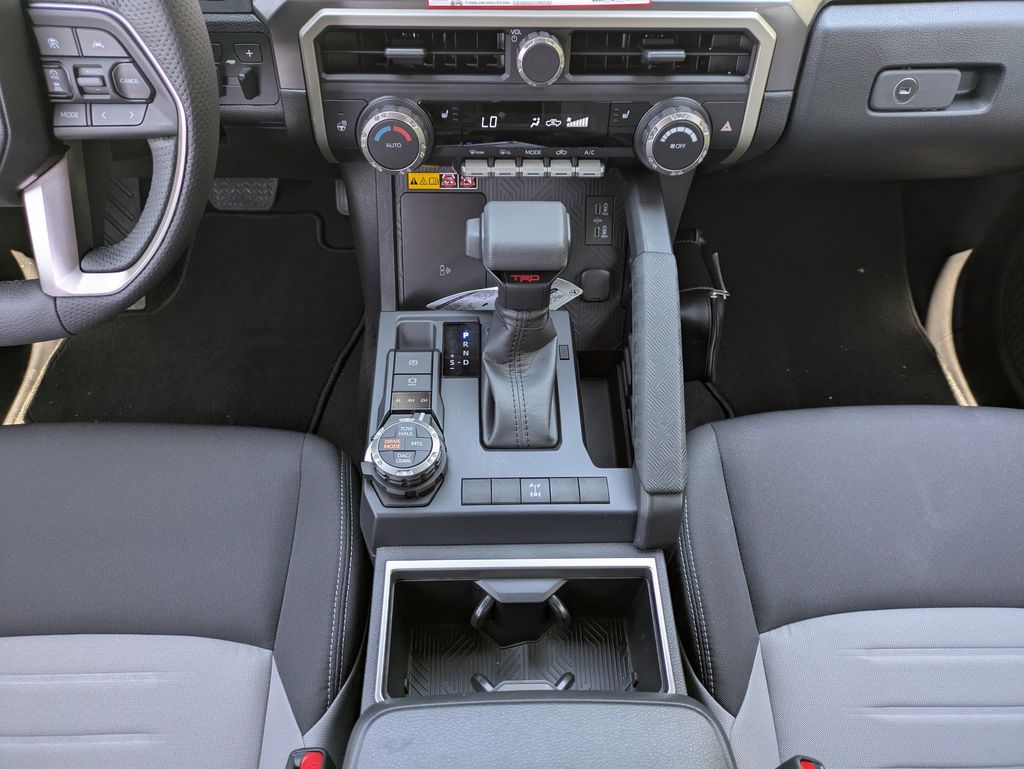 2025 Toyota Tacoma TRD Off Road - Photo 20