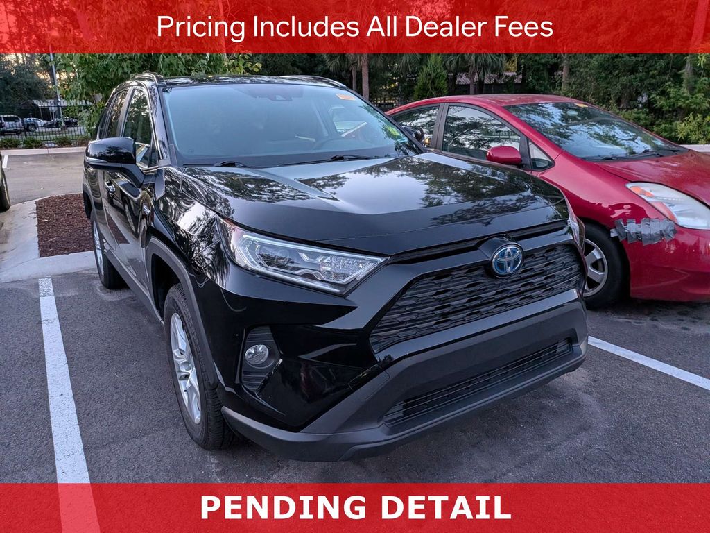 2021 Toyota RAV4 Hybrid XLE AWD's photo
