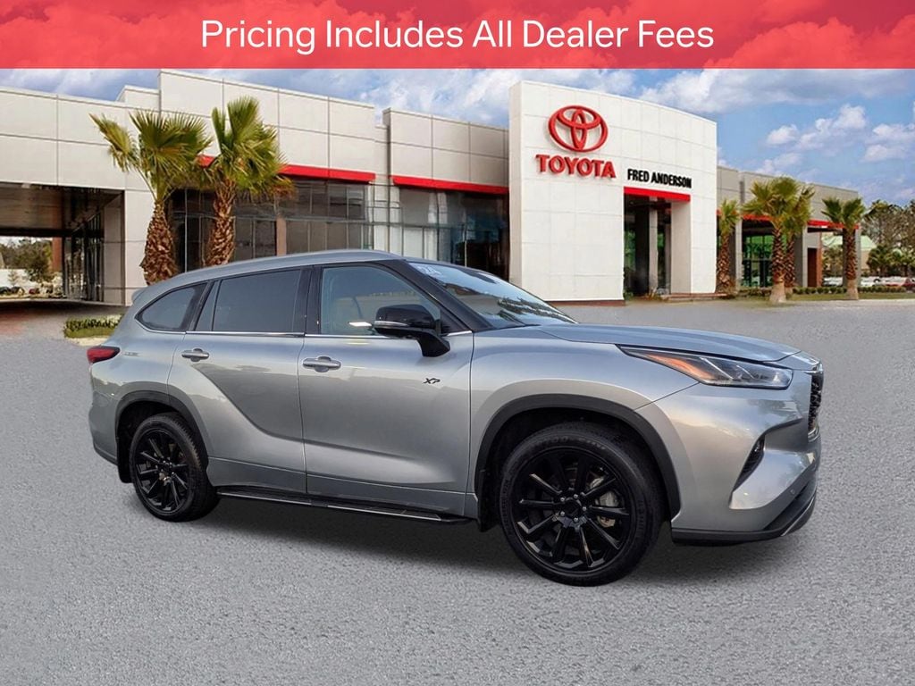 Used 2024 Toyota Highlander Platinum SUV
