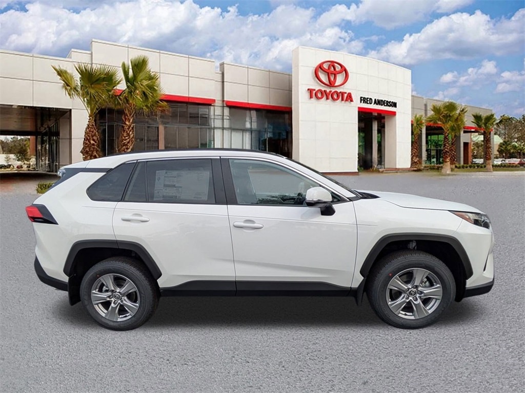 New 2025 Toyota RAV4 XLE SUV