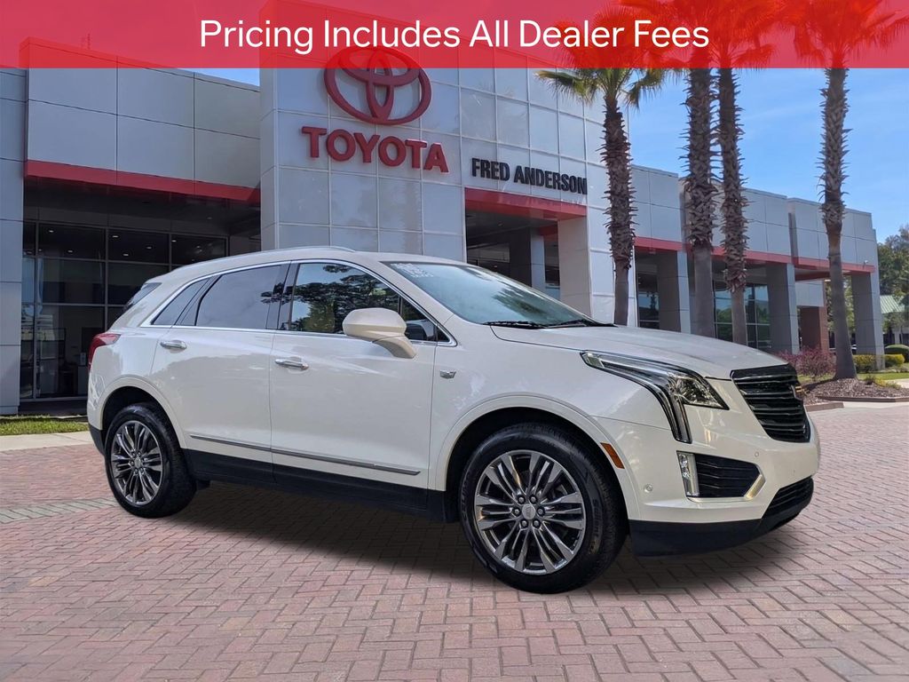 2017 Cadillac XT5 FWD Premium Luxury's photo