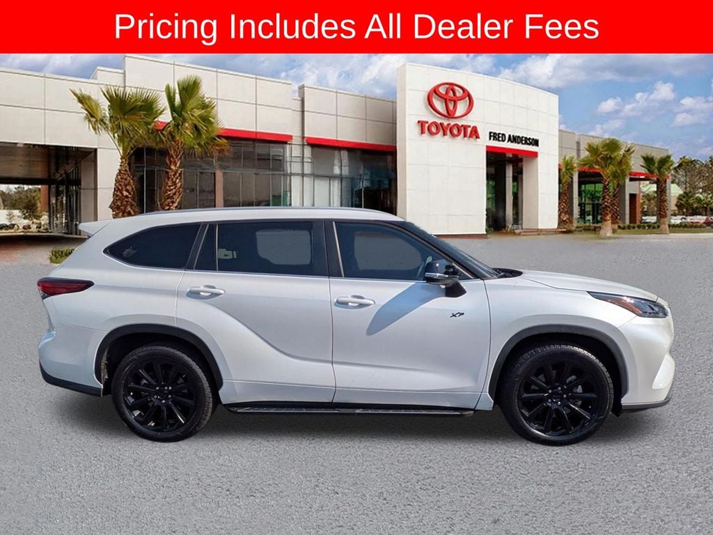 Used 2023 Toyota Highlander XLE SUV