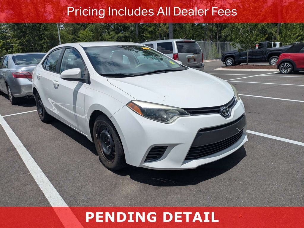 2015 Toyota Corolla LE AT's photo