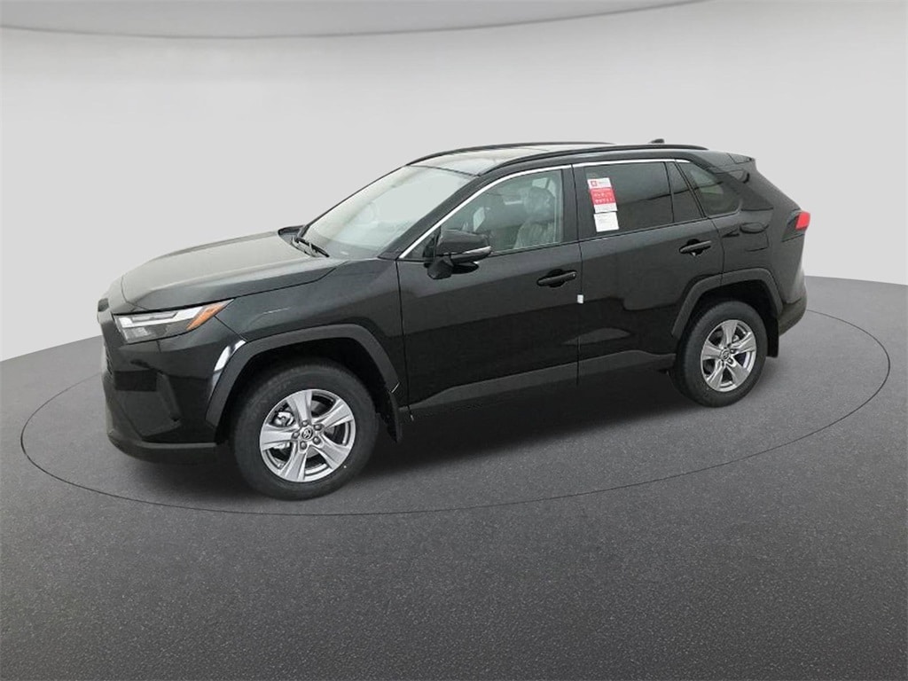 New 2025 Toyota RAV4 XLE SUV